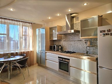 Сдается 2-комн. квартира, 68 м²