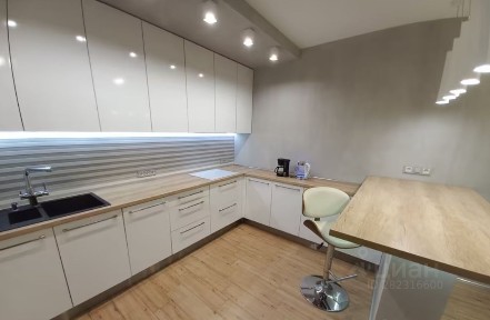 Сдается 3-комн. квартира, 120 м²
