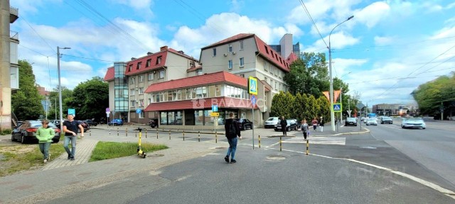 Калининградская область, Калининград, р-н Центральный, Советский просп., 18