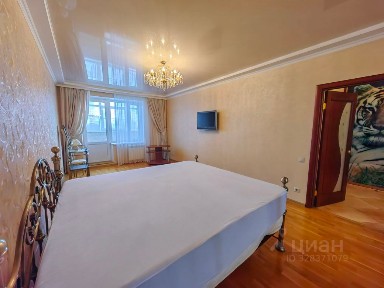Сдается 2-комн. квартира, 90 м²