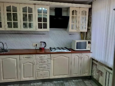 Сдается 4-комн. квартира, 90 м²