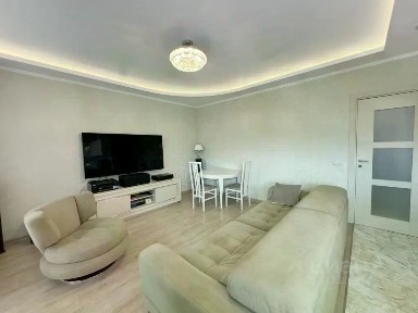 Продается 2-комн. квартира, 81 м²