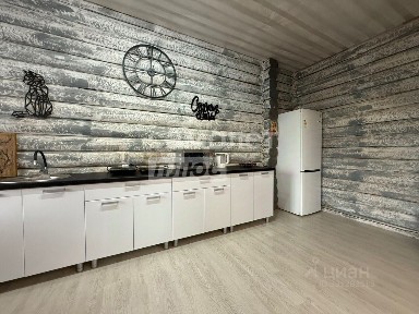 Сдается 2-этажный дом, 340 м²