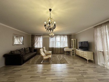 Сдается 3-комн. квартира, 100 м²