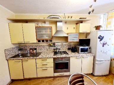 Сдается 2-комн. квартира, 65 м²