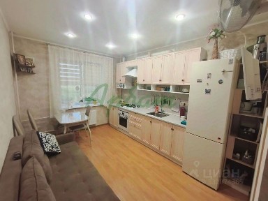 Продается 1-комн. квартира, 52,6 м²