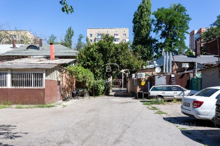 Продается здание, 215 м²