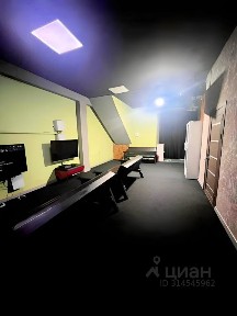 Продается помещение свободного назначения, 200 м²