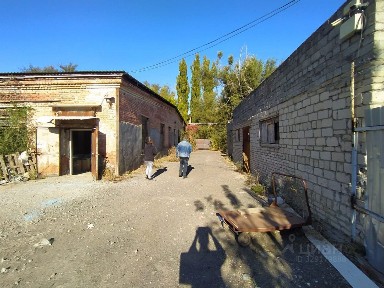 Продается помещение свободного назначения, 1 300 м²
