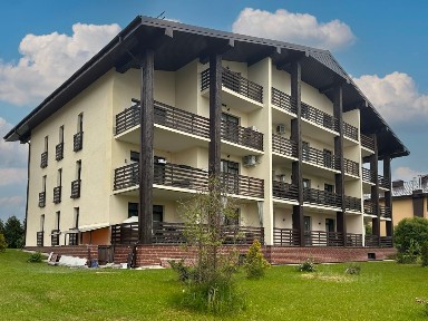 Продаются 3-комн. апартаменты, 200 м²