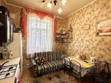 Продается 2-комн. квартира, 71,8 м²
