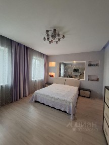 Продается 3-комн. квартира, 135 м²