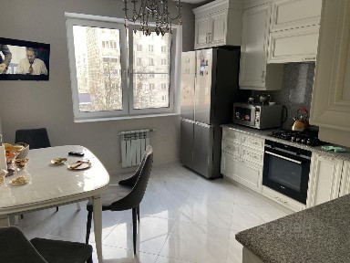 Продается 4-комн. квартира, 108,7 м²