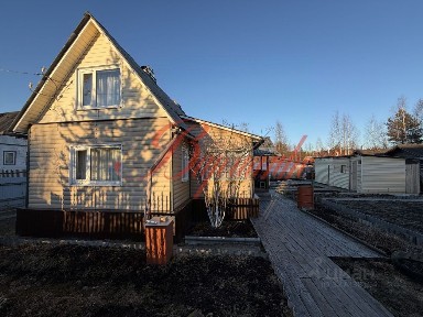 Продается 2-этажный дом, 46 м²