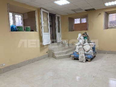Продается торговая площадь, 100 м²