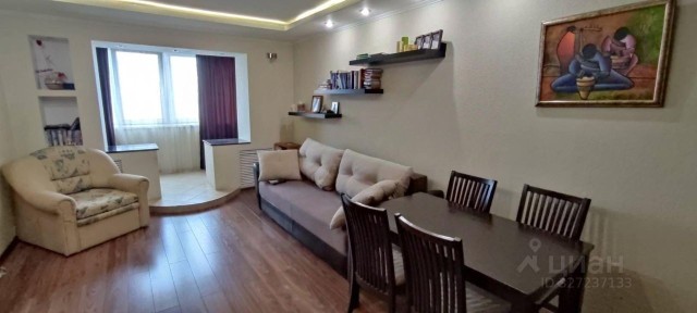 Продается 2-комн. квартира, 49,4 м²