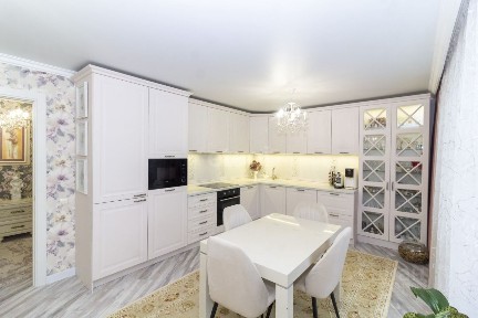 Продается 2-комн. квартира, 75 м²