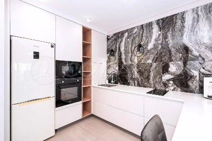 Продается 1-комн. квартира, 56 м²