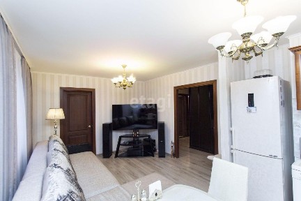 Продается 4-комн. квартира, 65,6 м²