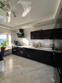 Сдается 2-комн. квартира, 98,4 м²