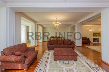 Сдается 4-комн. квартира, 314 м²