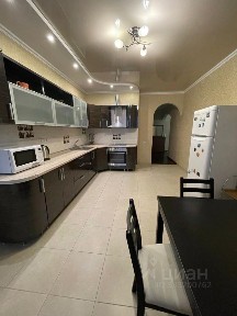Сдается 2-комн. квартира, 100 м²