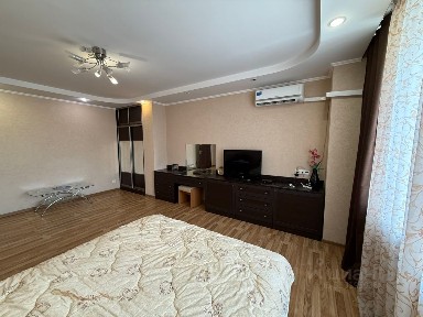 Сдается 1-комн. квартира, 55 м²