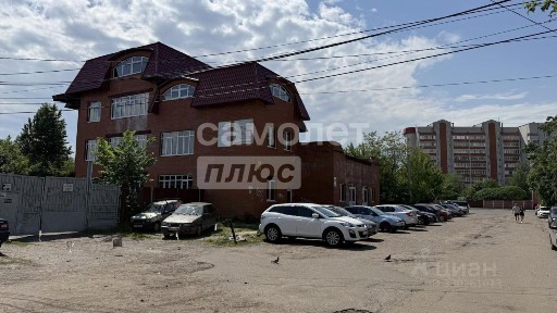 Продается здание, 2 100 м²