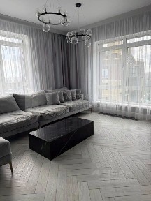 Продается многокомнатная квартира, 300 м²