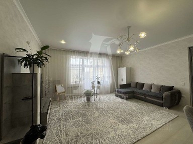 Сдается 2-комн. квартира, 97 м²