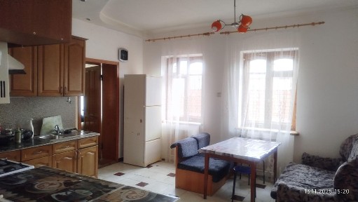 Сдается 2-комн. квартира, 76 м²