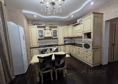 Сдается 2-комн. квартира, 70 м²