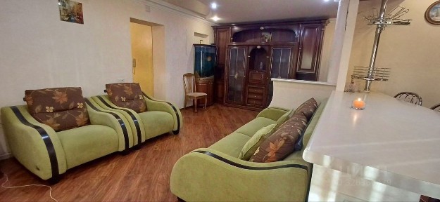 Сдается 3-комн. квартира, 120 м²