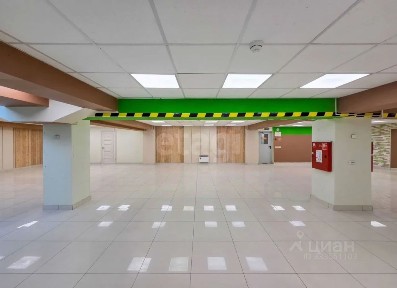 Сдается торговая площадь, 320 м²