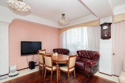 Продается 3-комн. квартира, 127,4 м²