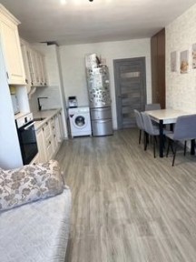 Продается 3-комн. квартира, 76,2 м²