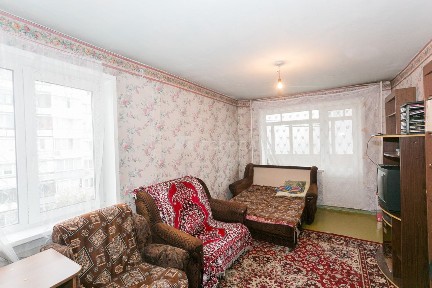 Новосибирская область, Новосибирск, р-н Ленинский, мкр. Юго-Западный, ул. Связистов, 145