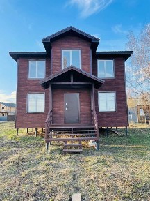 Продается 2-этажный дом, 140 м²