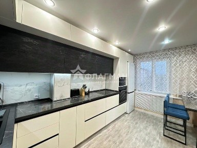 Продается 4-комн. квартира, 90,7 м²
