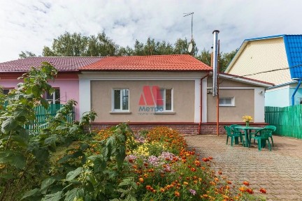 Ярославская область, Ярославль, р-н Фрунзенский, мкр. Сокол, ул. Авиамоторная, 7