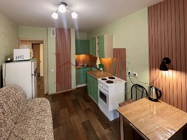 Новосибирская область, Новосибирск, р-н Октябрьский, мкр. Энергостроителей, Вилюйская ул., 7