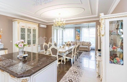 Продается дом, 362 м²