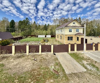 Продается 2-этажный дом, 176,5 м²