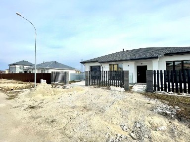 Продается 1-этажный дом, 143 м²