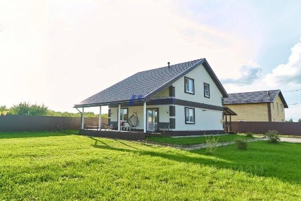 Продается 2-этажный коттедж, 110 м²