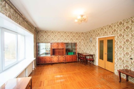 Продается 4-комн. квартира, 88,6 м²