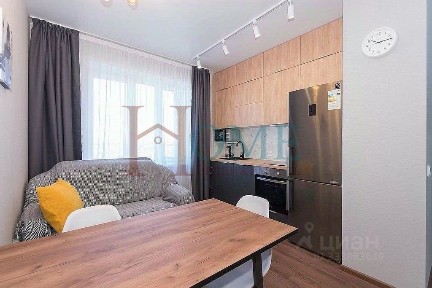 Новосибирская область, Новосибирск, р-н Заельцовский, Светлановская ул., 52/1