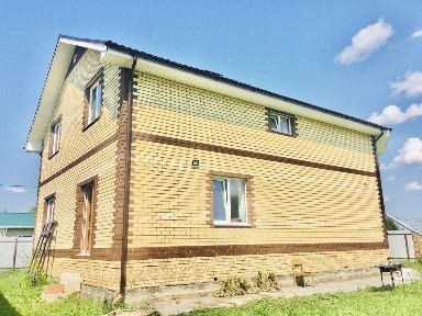 Продается 2-этажный дом, 211 м²