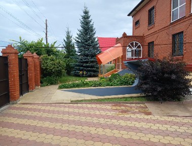 Продается 3-этажный коттедж, 335 м²