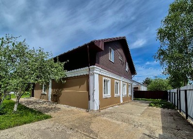 Продается 2-этажный дом, 230 м²